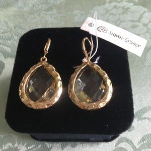 NWT Susan Graver Fashion Crystal Earrings